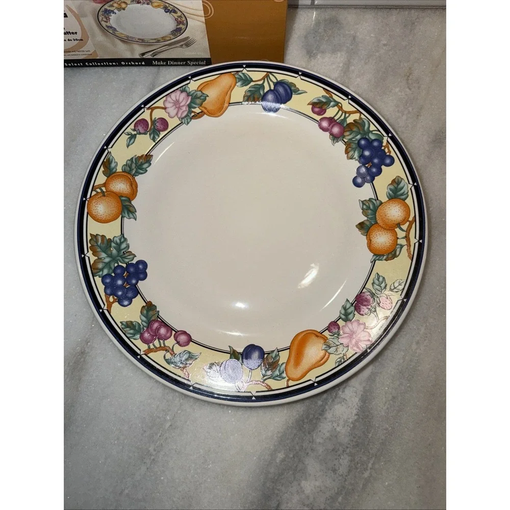 Vintage Oneida Orchard Genuine Stoneware Chop 12